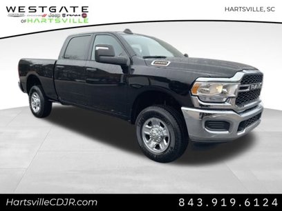 Used 2024 RAM 2500 Tradesman w/ Chrome Appearance Group
