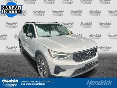 Certified 2025 Volvo XC40 B5 Plus