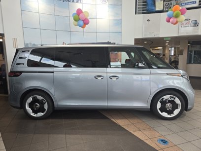 New 2025 Volkswagen ID. Buzz Pro S