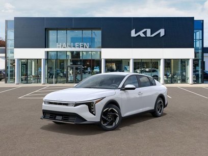 New 2025 Kia K4 EX