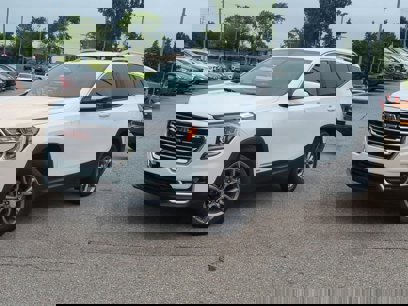 Used 2023 GMC Terrain SLT