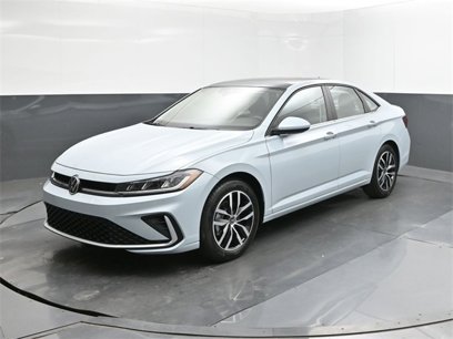 New 2025 Volkswagen Jetta SE