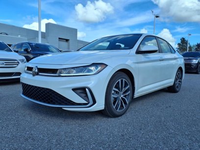 Used 2025 Volkswagen Jetta SE