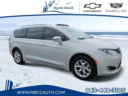 Used 2020 Chrysler Pacifica Limited w/ Advanced Safetytec Group