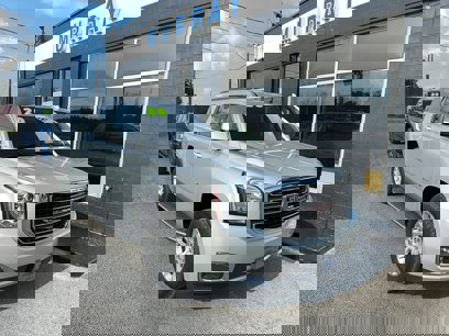 Used 2020 GMC Yukon XL SLT w/ Open Road Package