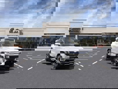 New 2025 Cadillac Lyriq Luxury