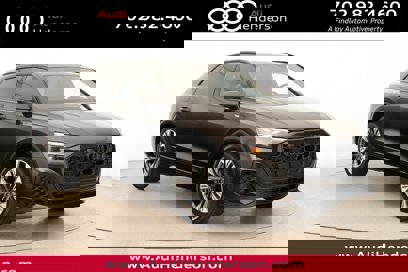 New 2025 Audi Q8 Premium Plus