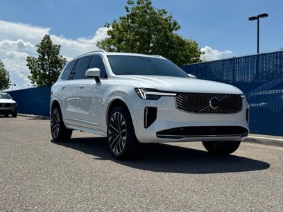 New 2026 Volvo XC90 B5 Ultra