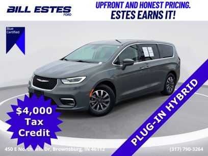 Used 2022 Chrysler Pacifica Touring-L
