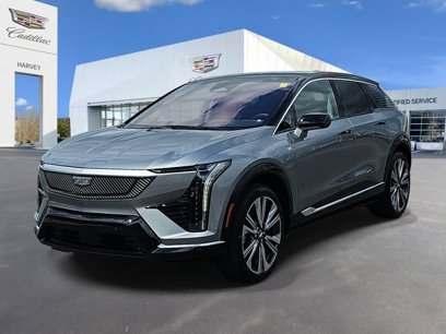 New 2025 Cadillac Optiq Luxury 2 w/ LPO, Floor Liner Package