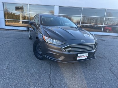 Used 2017 Ford Fusion SE
