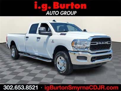 New 2024 RAM 2500 Tradesman w/ Chrome Appearance Group