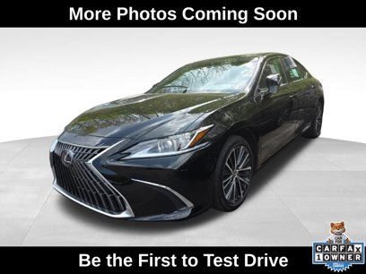 Used 2022 Lexus ES 300h w/ Premium Package