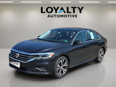 Used 2022 Volkswagen Passat 2.0T SE