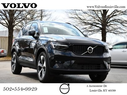 New 2025 Volvo XC40 B5 Plus w/ Protection Package Premier
