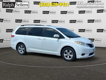 Used 2014 Toyota Sienna LE