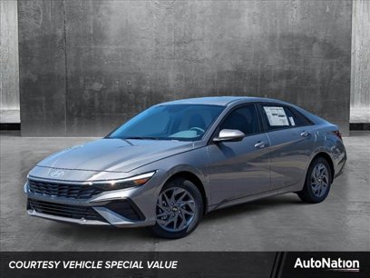 New 2024 Hyundai Elantra SEL