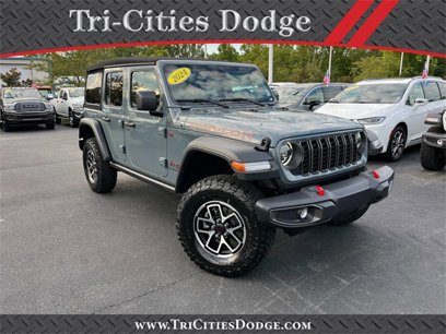 New 2024 Jeep Wrangler Unlimited Rubicon w/ Convenience Group