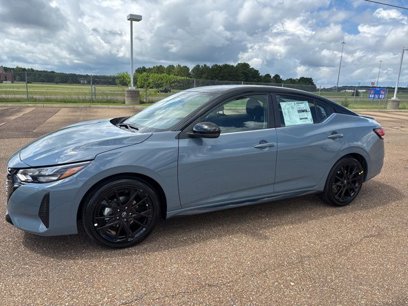 New 2025 Nissan Sentra SR w/ Midnight Edition