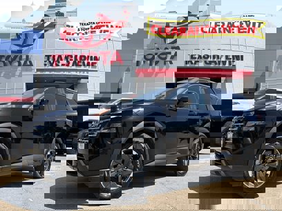 Used 2024 Nissan Rogue SV