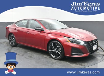 Used 2023 Nissan Altima 2.5 SR