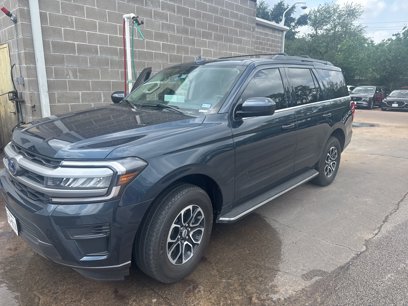 Used 2022 Ford Expedition XLT