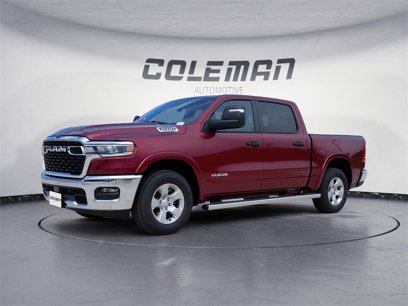 New 2025 RAM 1500 4x4 Crew Cab