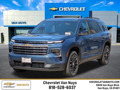 New 2025 Chevrolet Traverse LT w/ Sun and Wheel Package