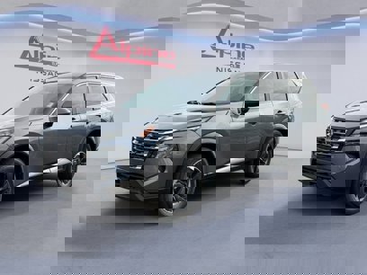 Used 2024 Nissan Rogue SV