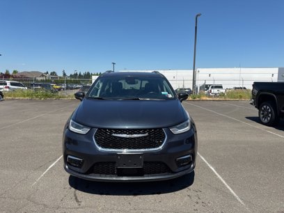 Used 2021 Chrysler Pacifica Touring-L
