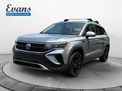 Used 2022 Volkswagen Taos SE w/ IQ.Drive SE Package