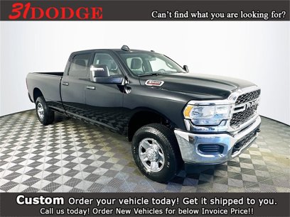 New 2024 RAM 3500 Tradesman w/ Chrome Appearance Group