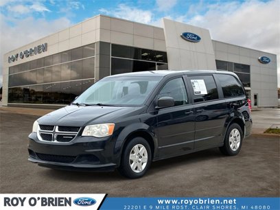 Used 2011 Dodge Grand Caravan Express w/ UConnect Hands-Free Group