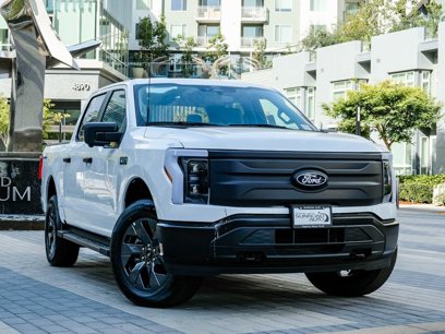 New 2024 Ford F150 Lightning Pro w/ Tow Technology Package