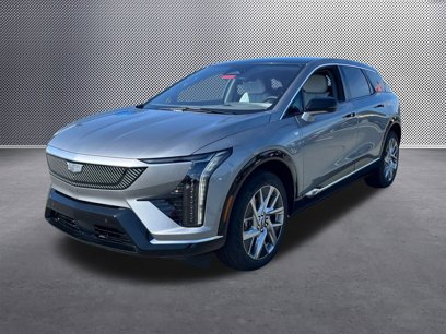 New 2025 Cadillac Optiq Luxury 2
