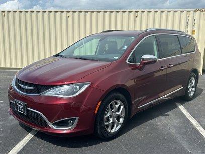 Used 2018 Chrysler Pacifica Limited
