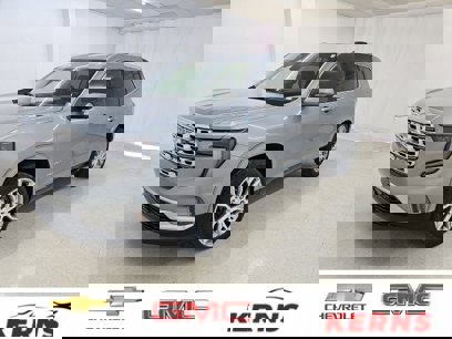 New 2025 GMC Acadia Denali w/ Super Cruise Package