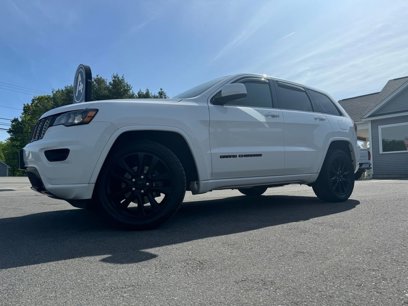 Used 2019 Jeep Grand Cherokee Altitude
