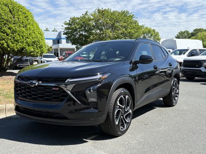Certified 2025 Chevrolet Trax RS w/ Sunroof Package