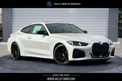New 2025 BMW M440i Coupe w/ Premium Package