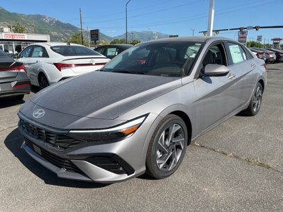 New 2025 Hyundai Elantra Limited