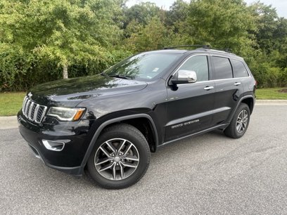 Used 2017 Jeep Grand Cherokee Limited w/ Luxury Group II