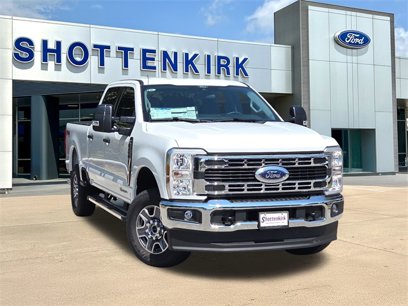 New 2025 Ford F250 XLT w/ FX4 Off-Road Package
