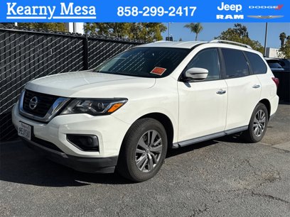 Used 2020 Nissan Pathfinder SV