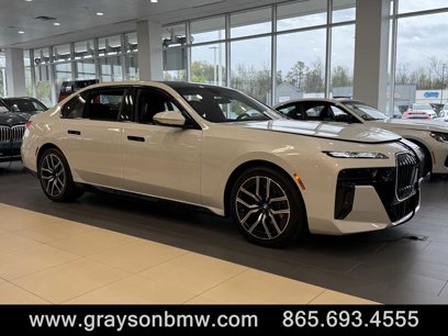 New 2025 BMW 760i xDrive