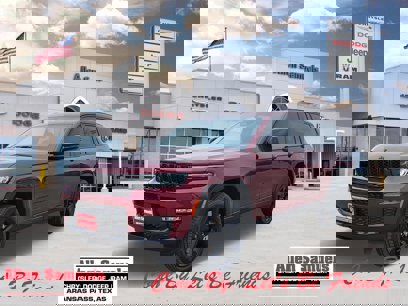 New 2025 Jeep Grand Cherokee L Limited w/ Black Appearance Package