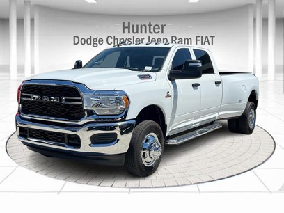 New 2024 RAM 3500 Tradesman w/ Chrome Appearance Group