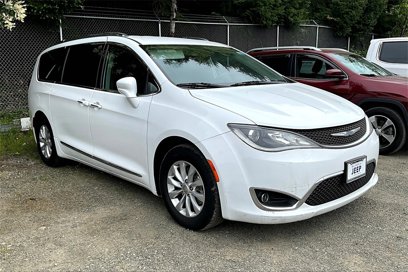 Used 2019 Chrysler Pacifica Touring-L