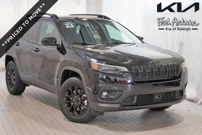 Used 2023 Jeep Cherokee Altitude Lux