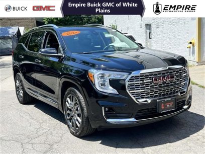 Used 2024 GMC Terrain Denali w/ Black Diamond Edition